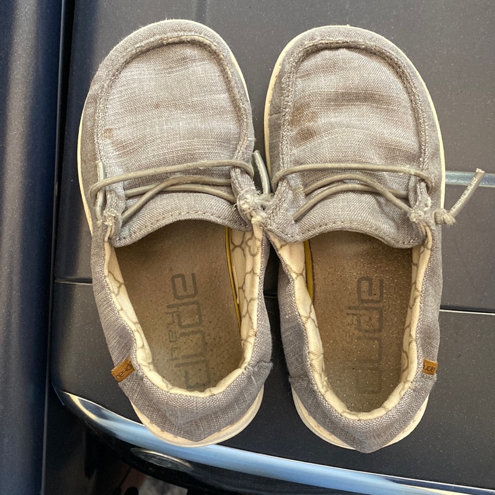 Hey Dudes.  Kids size 9.